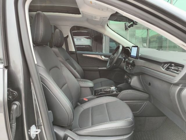 FORD福特 KUGA  第13張相片