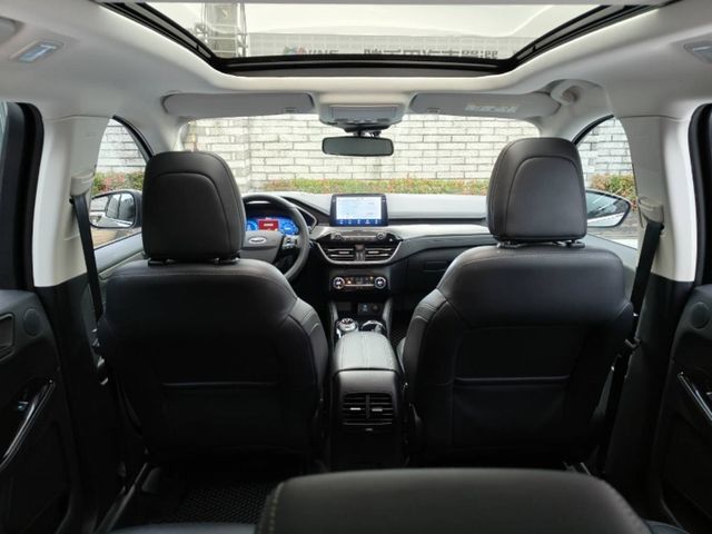 FORD福特 KUGA  第16張相片