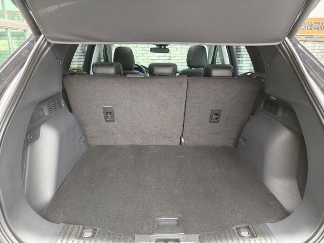 FORD福特 KUGA  第17張相片