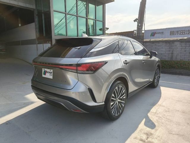 LEXUS凌志 RX350H  第2張相片