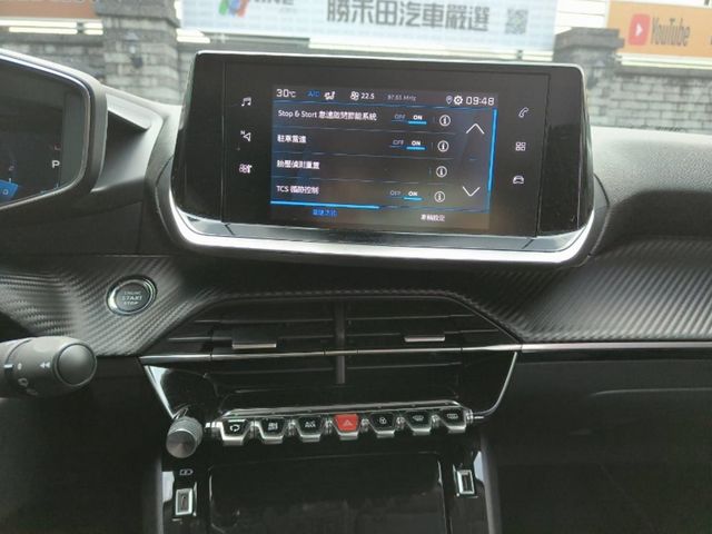 PEUGEOT寶獅 2008  第10張相片