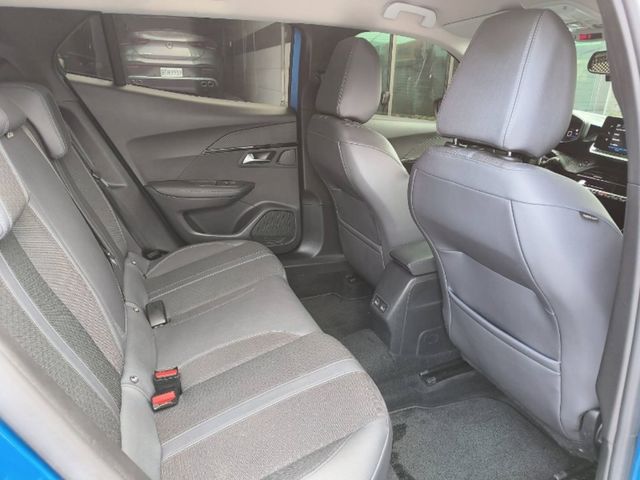 PEUGEOT寶獅 2008  第12張相片