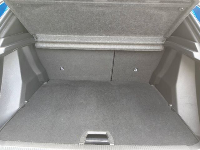 PEUGEOT寶獅 2008  第13張相片