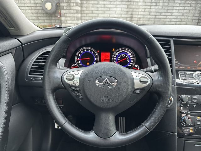 INFINITI無限 FX35  第13張相片