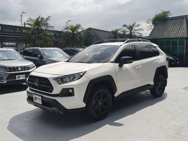TOYOTA豐田 RAV4  第1張相片