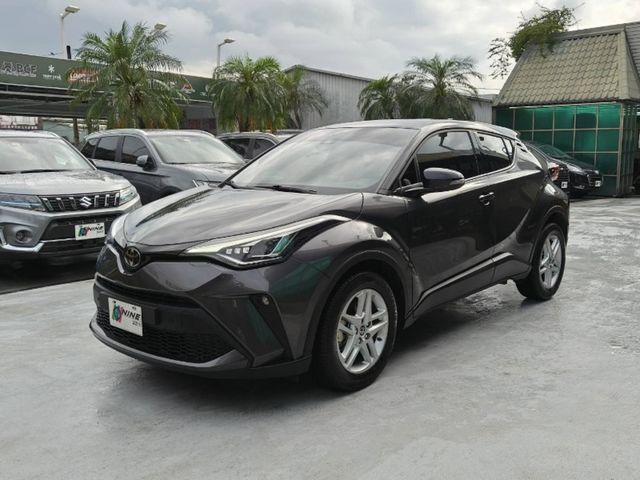 TOYOTA豐田 C-HR  第1張相片