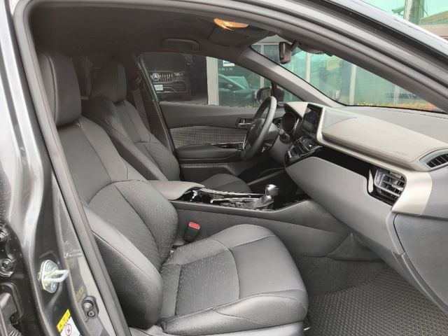 TOYOTA豐田 C-HR  第11張相片