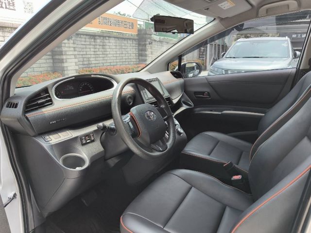 TOYOTA豐田 SIENTA  第8張相片