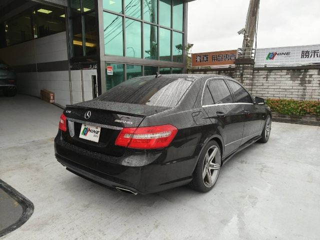 M-BENZ賓士 E250  第2張相片