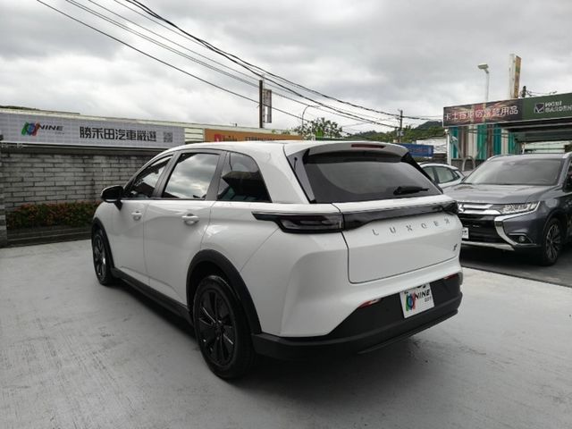 LUXGEN納智捷 N7  第16張相片