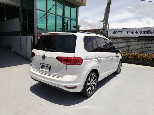 VOLKSWAGEN福斯 TOURAN  第2張相片