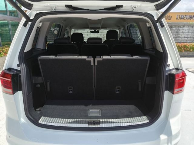 VOLKSWAGEN福斯 TOURAN  第17張相片