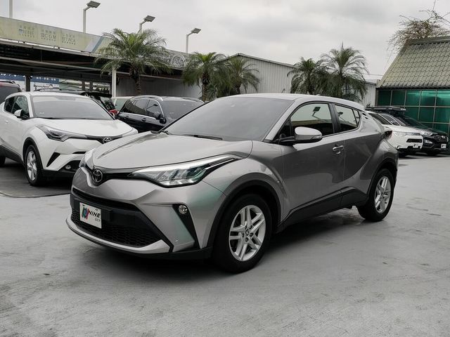 TOYOTA豐田 C-HR  第1張相片