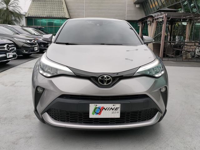 TOYOTA豐田 C-HR  第3張相片