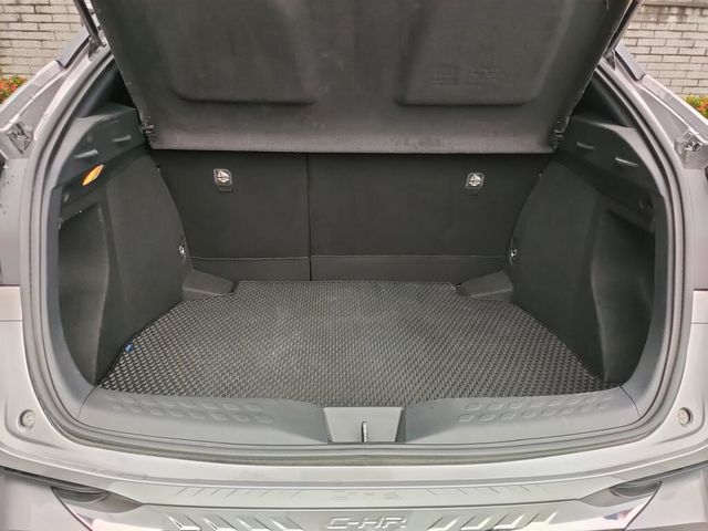 TOYOTA豐田 C-HR  第11張相片