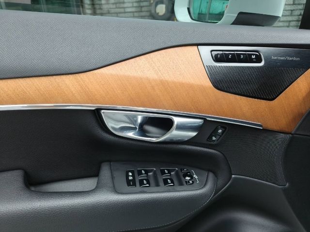 VOLVO富豪 XC90  第12張相片