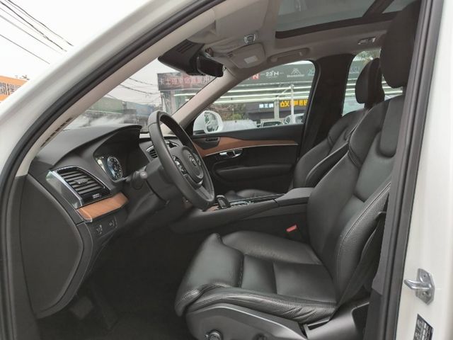 VOLVO富豪 XC90  第13張相片