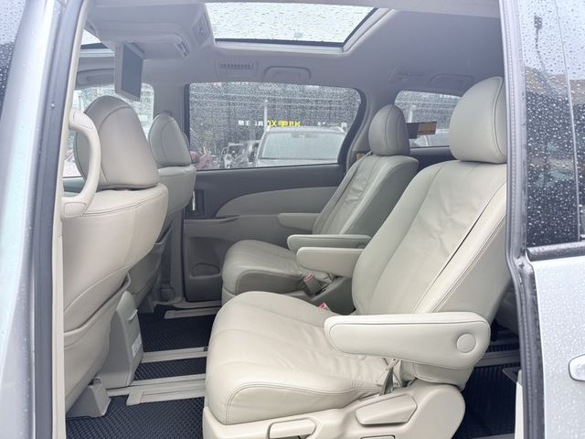 TOYOTA豐田 PREVIA  第12張相片