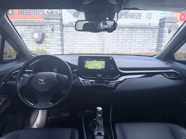 TOYOTA豐田 C-HR  第5張相片