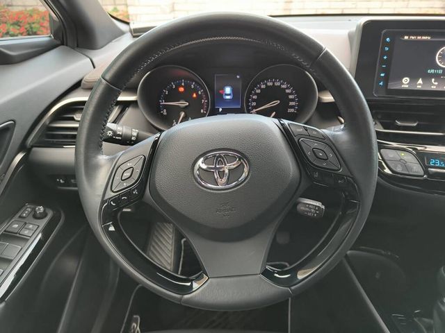 TOYOTA豐田 C-HR  第11張相片