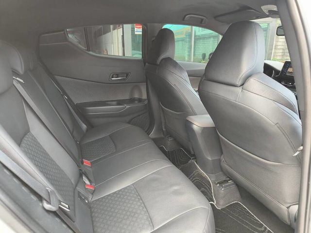 TOYOTA豐田 C-HR  第12張相片