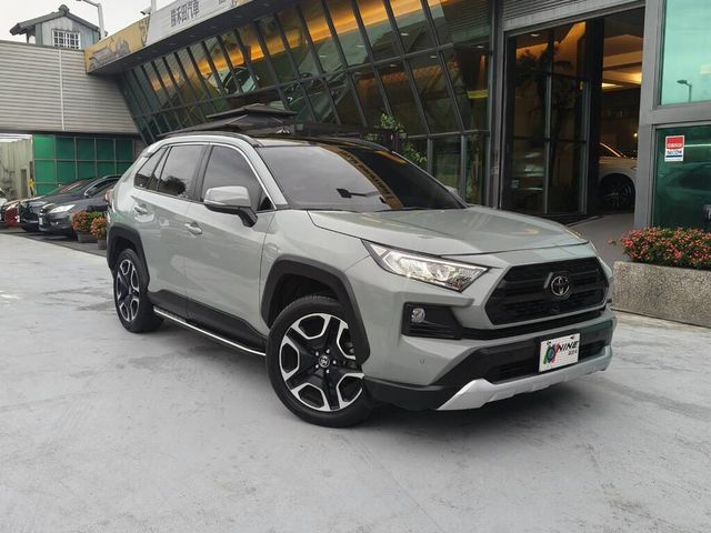 TOYOTA豐田 RAV4  第16張相片