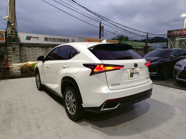 LEXUS凌志 NX200  第7張相片