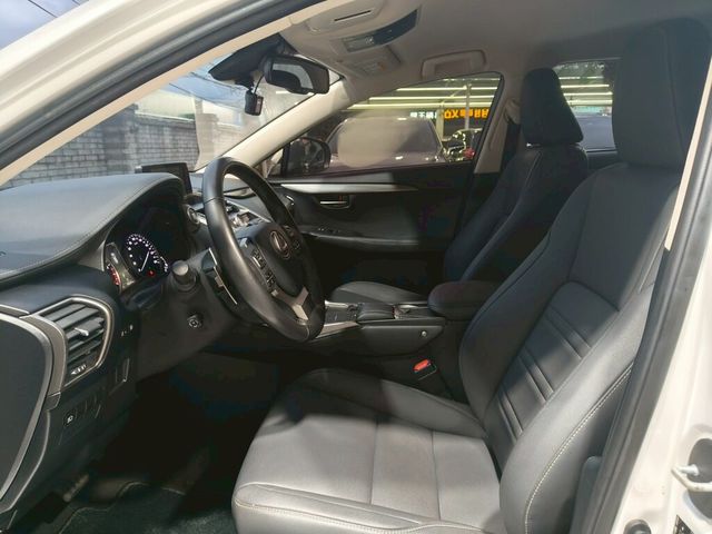LEXUS凌志 NX200  第12張相片
