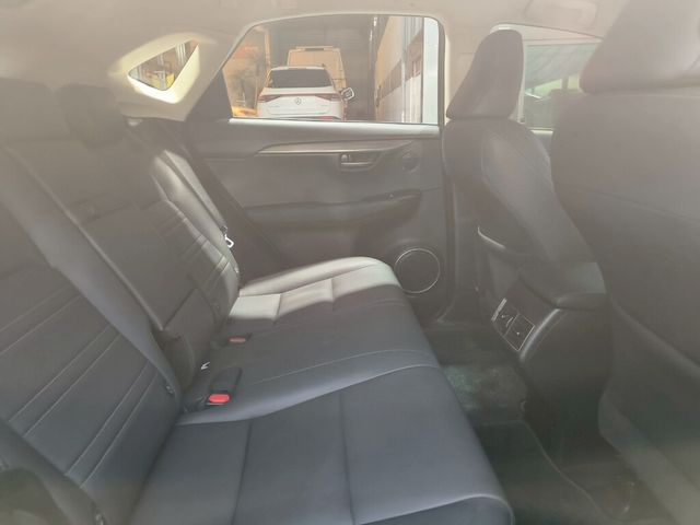 LEXUS凌志 NX200  第14張相片