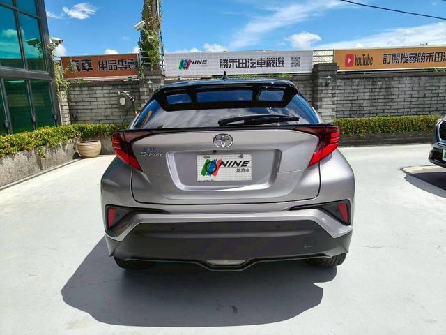 TOYOTA豐田 C-HR  第4張相片