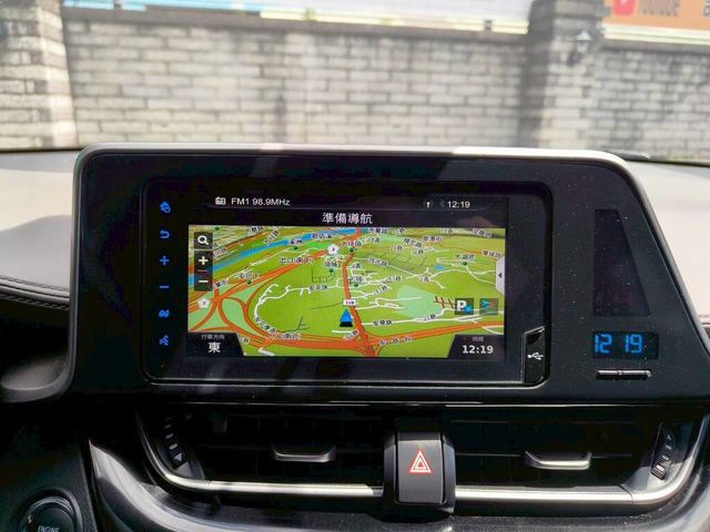 TOYOTA豐田 C-HR  第15張相片