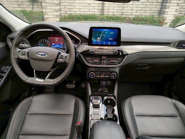 FORD福特 KUGA  第5張相片