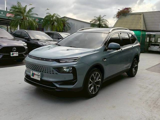 LUXGEN納智捷 URX  第1張相片