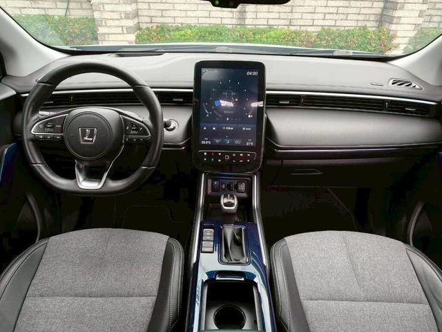 LUXGEN納智捷 URX  第5張相片