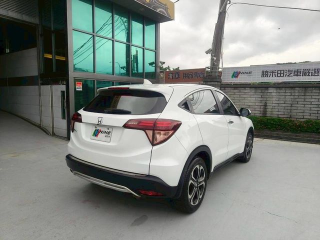HONDA本田 HR-V  第2張相片