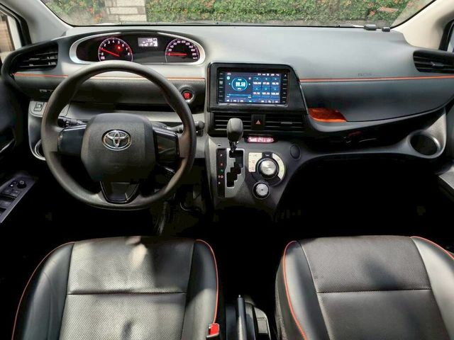 TOYOTA豐田 SIENTA  第5張相片