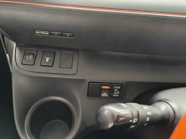 TOYOTA豐田 SIENTA  第7張相片