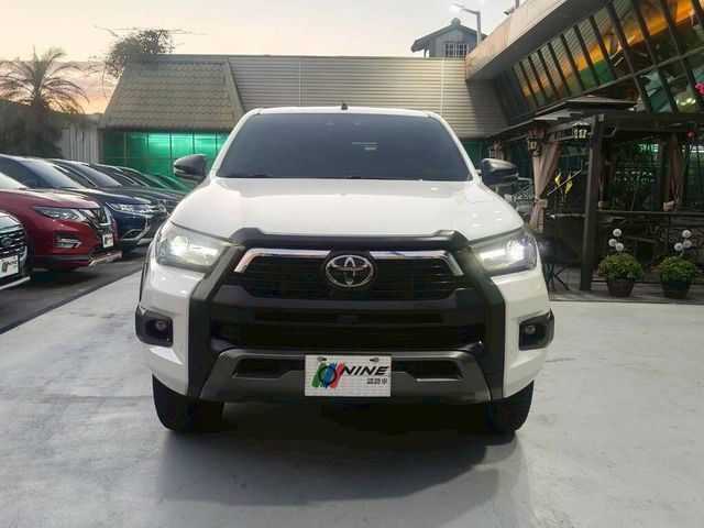 TOYOTA豐田 HILUX  第3張相片