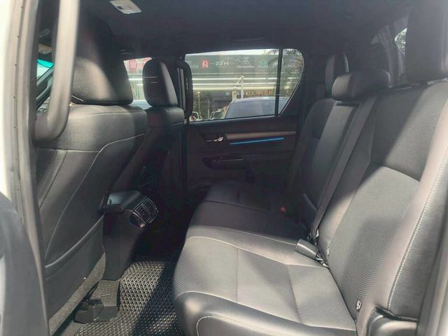 TOYOTA豐田 HILUX  第11張相片