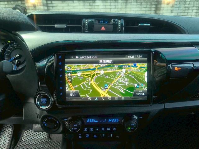 TOYOTA豐田 HILUX  第14張相片