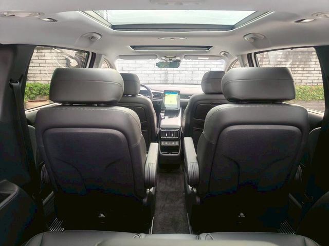 HYUNDAI現代 CUSTIN  第10張相片