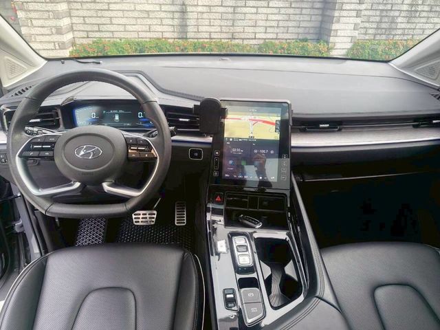 HYUNDAI現代 CUSTIN  第5張相片