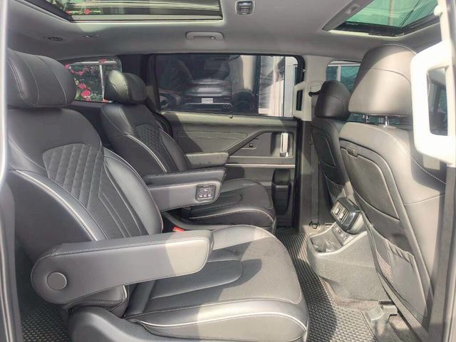 HYUNDAI現代 CUSTIN  第11張相片