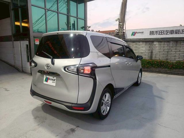 TOYOTA豐田 SIENTA  第2張相片