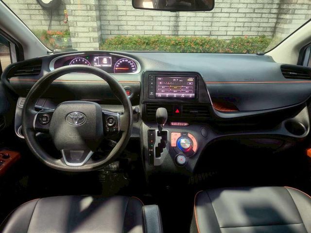 TOYOTA豐田 SIENTA  第5張相片