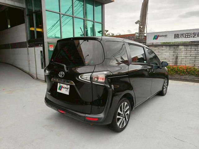 TOYOTA豐田 SIENTA  第2張相片