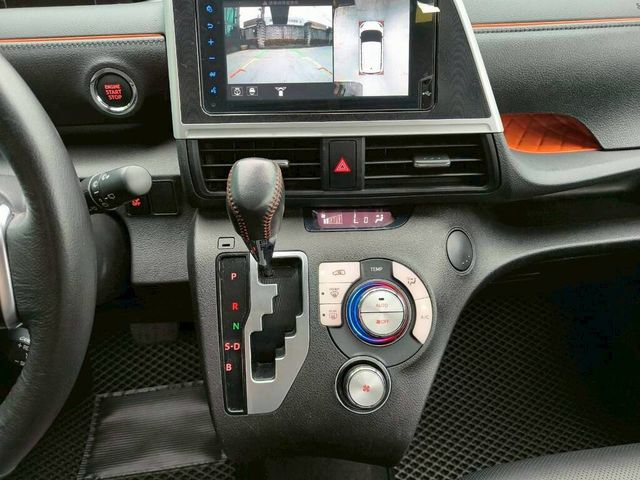 TOYOTA豐田 SIENTA  第8張相片