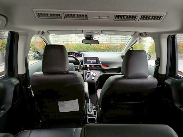 TOYOTA豐田 SIENTA  第14張相片