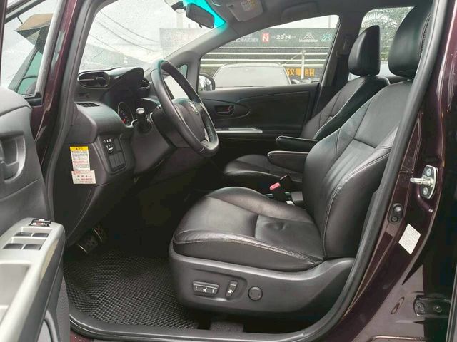 TOYOTA豐田 WISH  第5張相片