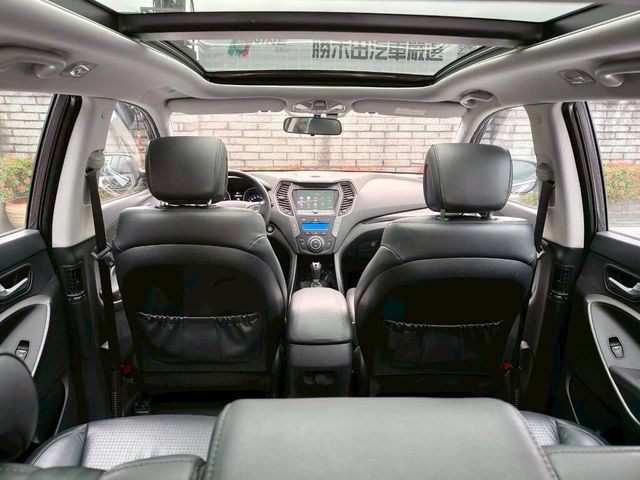 HYUNDAI現代 SANTA FE  第15張相片